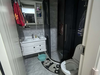 1号线湘湖地铁口房子出租