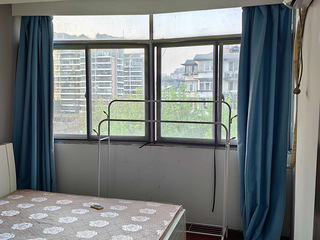 房东直租建国北路地铁口两室一厅