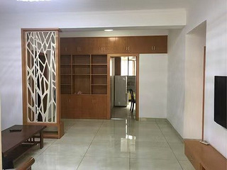 吉屋出租临安区城中街（钱王财富中心附近）