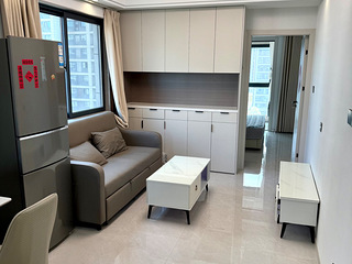 转塘双浦地铁站，自住精装修一室一厅边套，民用水电