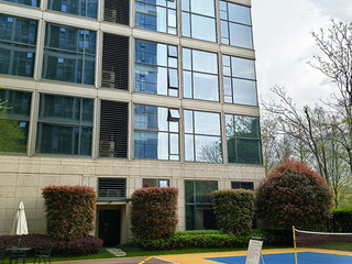 房东直租：豪华装修地铁房拎包入住