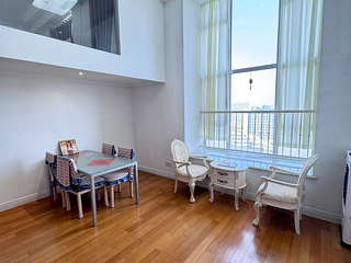 拱墅区领骏世界高挑高loft两室 大卧室