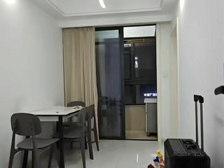 三角丰收湖家园一室一厅出租