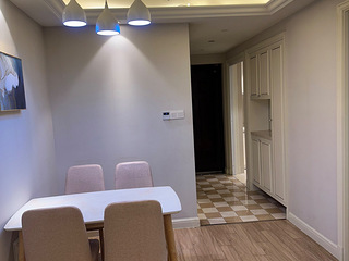 建设一路 精装两室 民用水电 通燃气