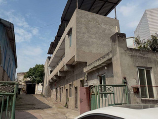 华岩3800平厂房出租，3.9万一个月，压一付三