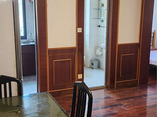 复兴路地铁口全明二室一厅好房出租