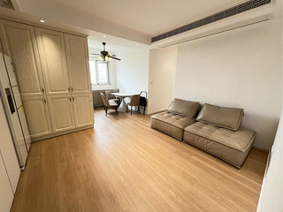 天安假日公寓三室两厅精装修带固定车位