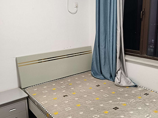 丁山郡府13—2—2104有房出租80平