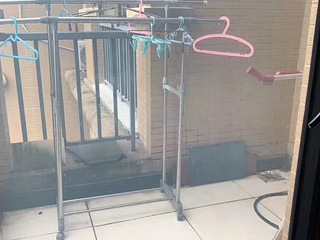 水岸华庭一室一厅一厨一卫一阳台单身公寓出租