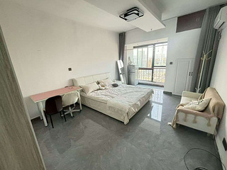 华元十六街区，文泽路地铁口