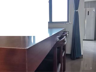 开发区建四路  精装四房 房东直租 二房东勿扰