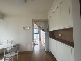 苕溪学府 临安广场旁 包无限