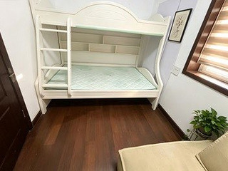 沈塘桥附近两室一厅精装出租稀缺一楼带院子