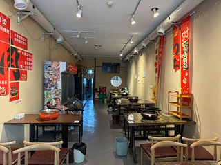 诚意出烤肉店门面，租金低压力小