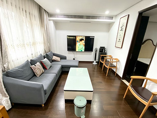 新上，天鹅堡新上自住精装修，两房朝南，两个阳台，蚂蚁金服，天