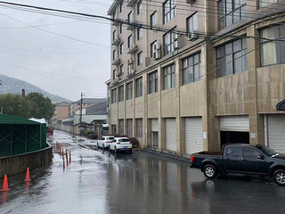 临安板桥高湾灵溪村一层厂房仓库，二层以上宿舍公寓出租