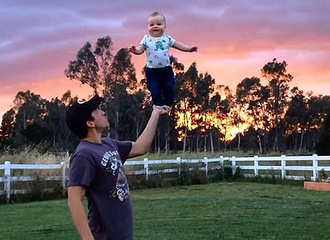 ���������ĸ�����Ӥ������ƽ����