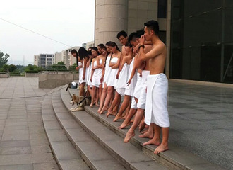 �⡭���ֻ�������ı�ҵ���ˣ�