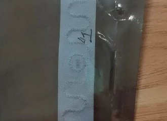 ���ǾƵ�һĻ�����ѣ�����Ĩ��װоƬ�������Զ���������������