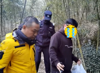 С̽ա족عŵ4СʱͻȻ...