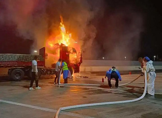 ����ͻȻ��𣡺��ݸ��ٷ������ڣ��̿���ʽ7�������𣬶������