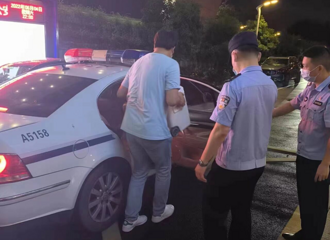 ��ҹ���ݶ�վ�����ӽ�����������Ҫ�������ˣ�