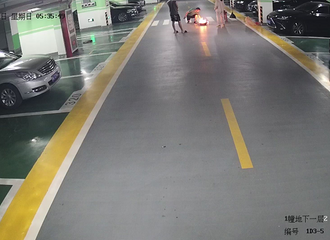 ����������һŮ���ع⣡�賿5���ڳ��⡰��������