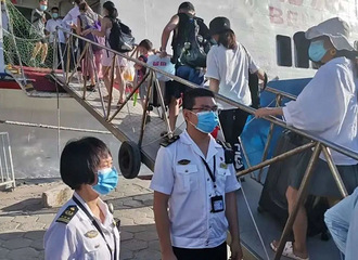 ��450�˸�Ⱦ���˵�2000�����ο�������������Ա����ְ