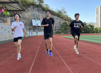 10��21���㽭17���к��ܳ������ٶȣ�����ͬ���ձ���