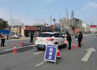 ���೵���ܽ��ǡ����ٷ���Ӧ