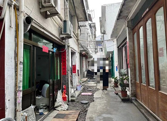 ̩������Ů��ԭ�ƻ������¾ͻع���20��������һ���뿪�������