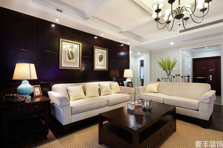 136ƽ�ִ���Լ�� ����̫�͹㳡װ��Ч��ͼ