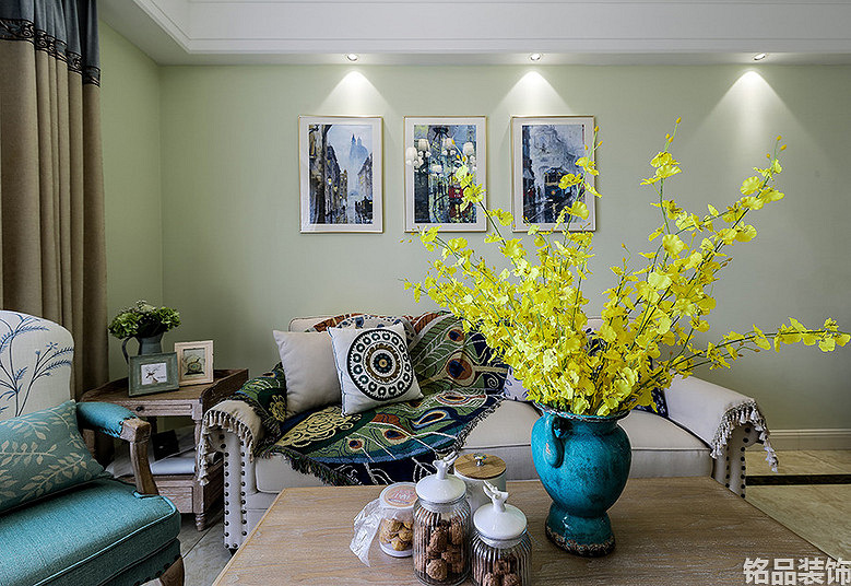 �����������ɫ������װ��Ч��ͼ