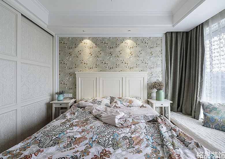 �����������ɫ������װ��Ч��ͼ