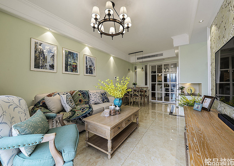 �����������ɫ������װ��Ч��ͼ