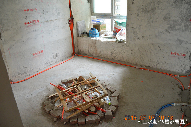 ����ˮ��---�������ǿչ�����