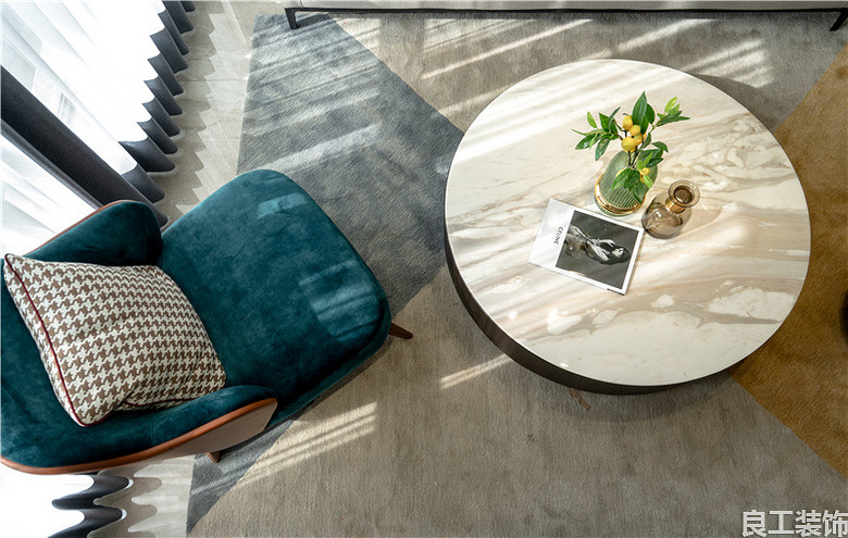 ��ɫ��԰ 75��loft�ִ���װ��Ч��ͼ