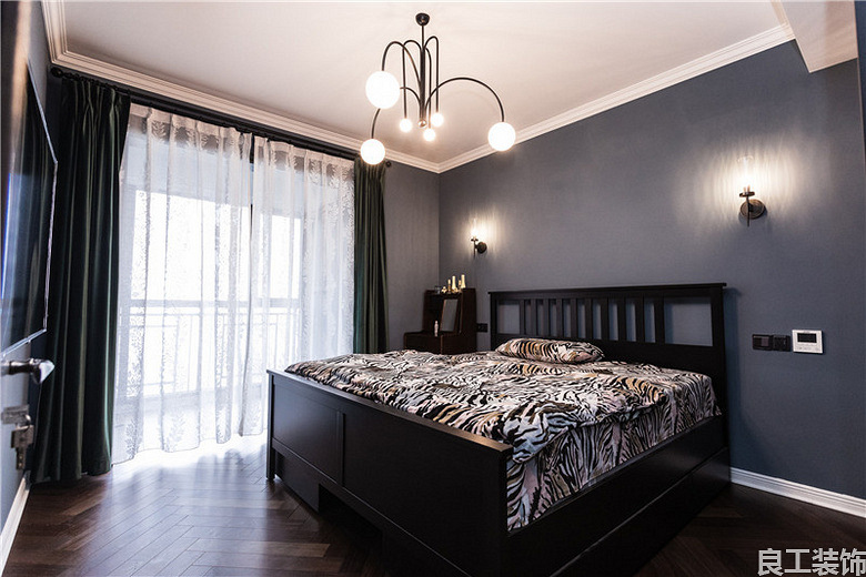 ��Դ�㳡 80�� Ħ���˼ҷ�װ��Ч��ͼ