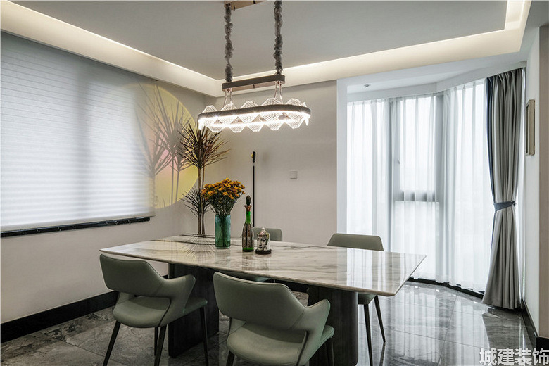 ����Է300�ִ�װ��Ч��ͼ