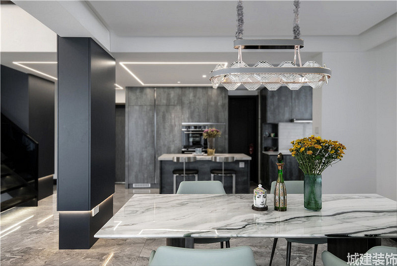 ����Է300�ִ�װ��Ч��ͼ