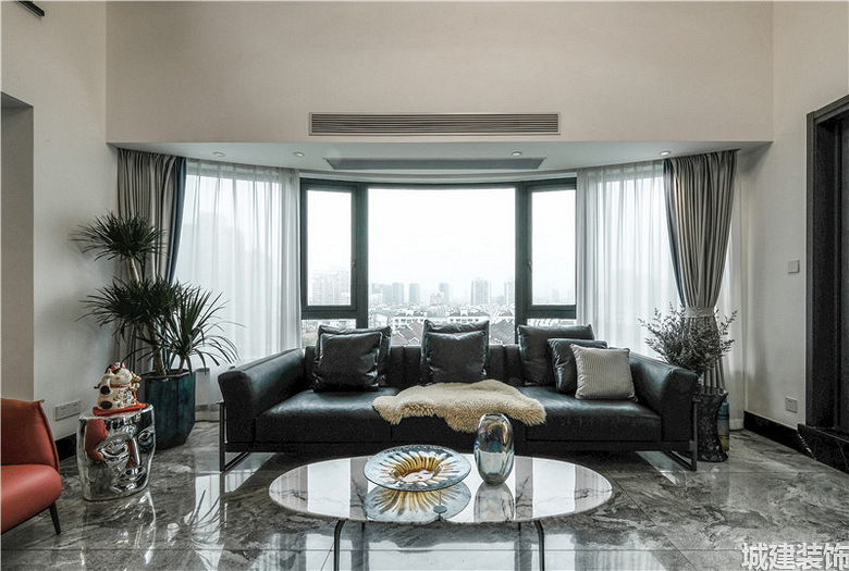 ����Է300�ִ�װ��Ч��ͼ