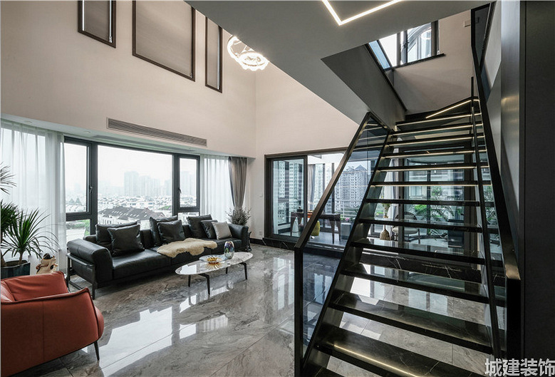 ����Է300�ִ�װ��Ч��ͼ