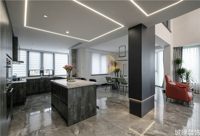 ����Է300�ִ�װ��Ч��ͼ