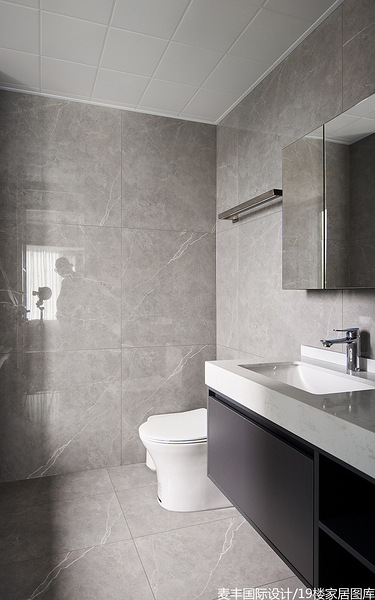 �ƼҾ��� 130�O �ִ�װ��Ч��ͼ