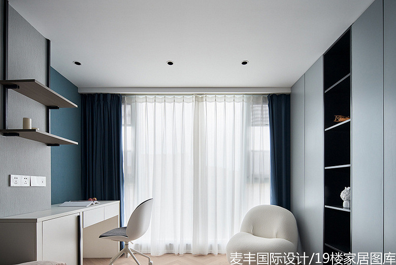 �ƼҾ��� 130�O �ִ�װ��Ч��ͼ