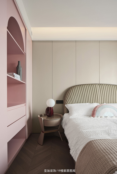 ʢ��Ǯ��180ƽ|�ִ����װ��Ч��ͼ