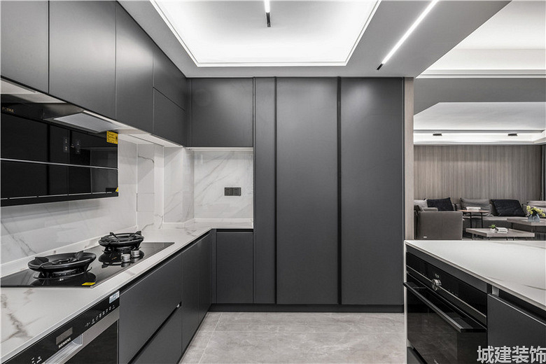 �ɺ��˼�165�ִ�װ��Ч��ͼ