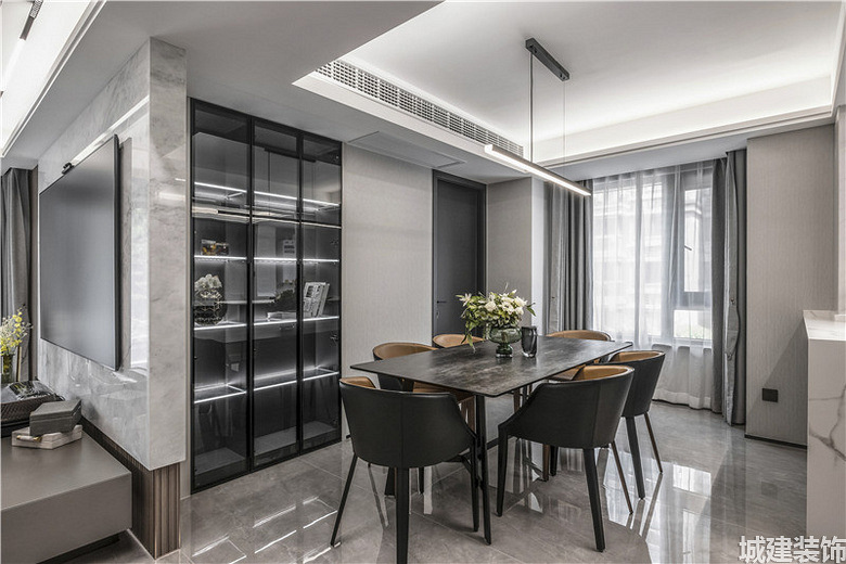 �ɺ��˼�165�ִ�װ��Ч��ͼ