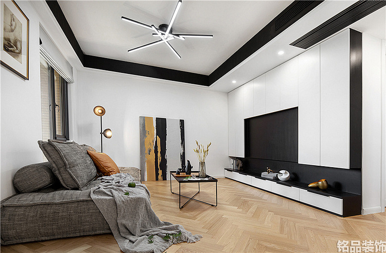 ��һ���79�O�ִ���Լ��װ��Ч��ͼ