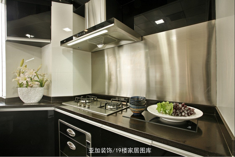 �������֮�� 135ƽ| �ִ���Լװ��Ч��ͼ